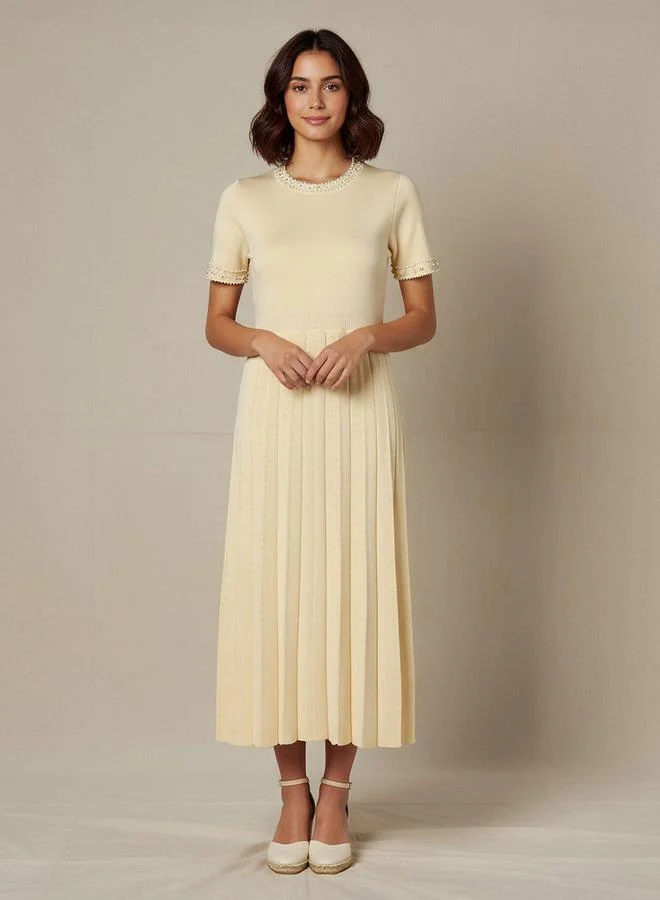 تواكستريمز 2Xtremz Pleated Midi Dress with Pearl Embellishment